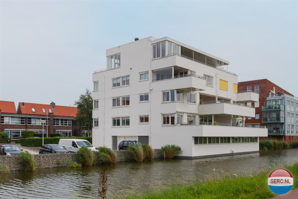 J. Bijhouwersstraat — Velserbroek