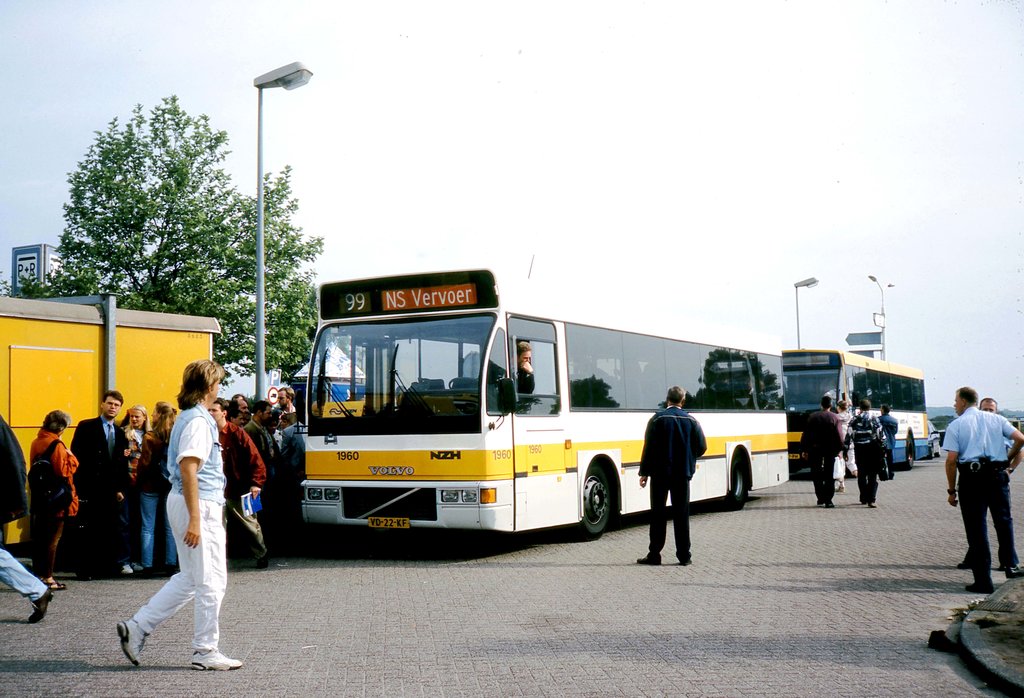 Leeuwenveldseweg — Weesp