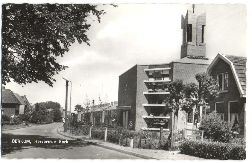 Kerken — Berkum