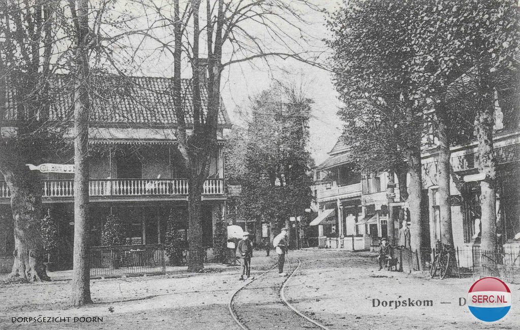 Dorpsplein — Doorn