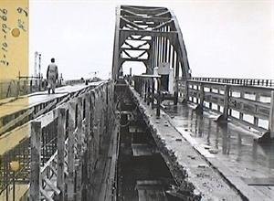 Bruggen — Vianen