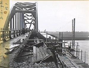 Bruggen — Vianen