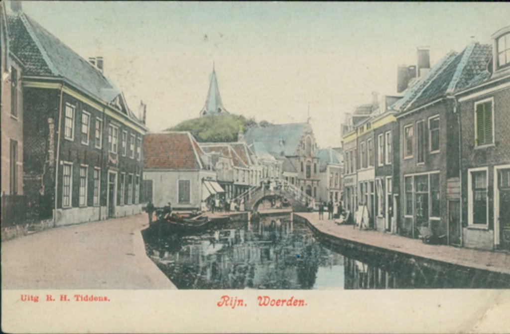 Rijn(straat) — Woerden