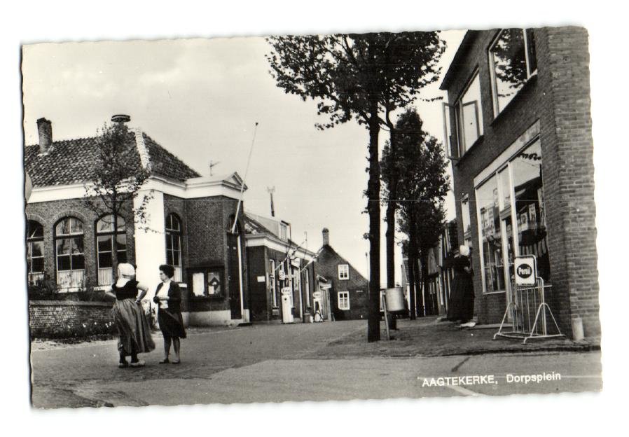 Dorpsplein — Aagtekerke