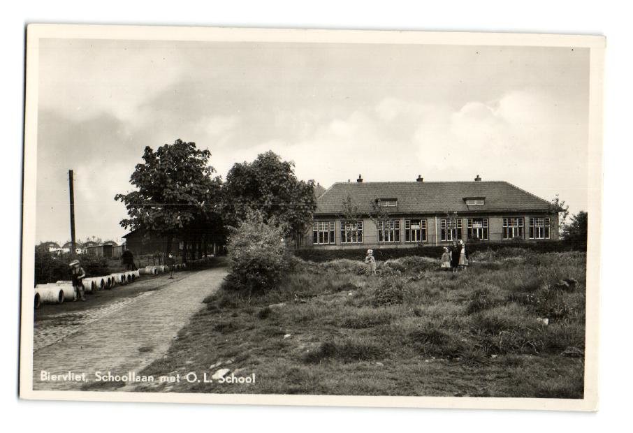 Schoollaan — Biervliet