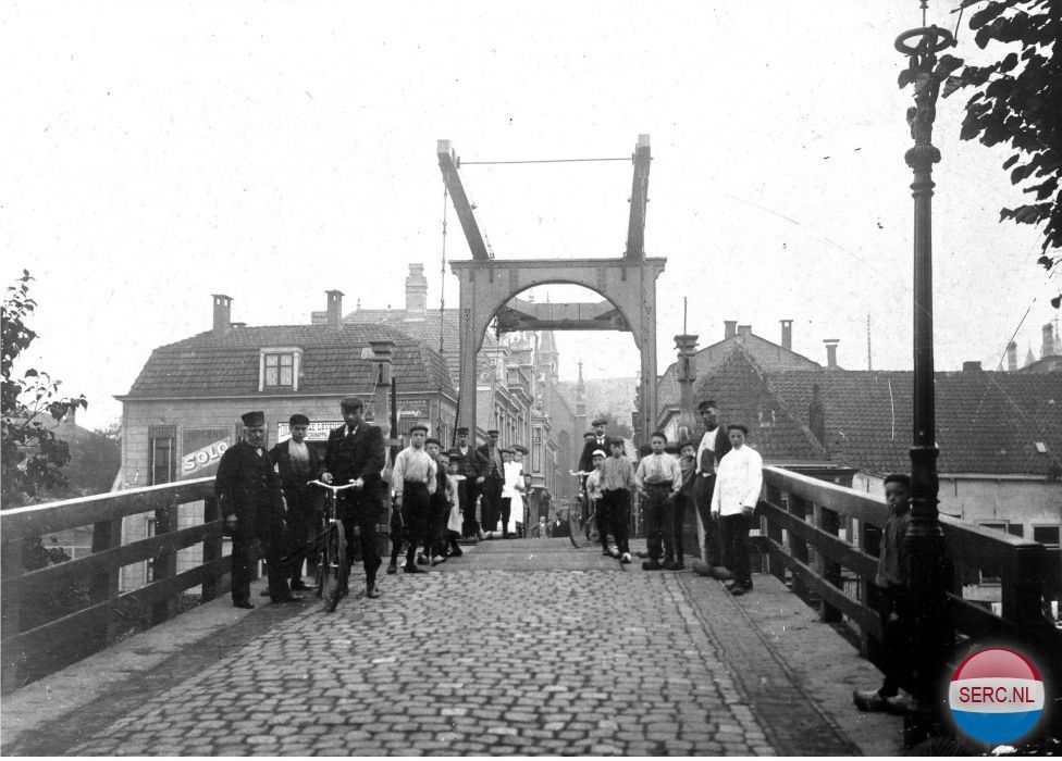 Bruggen — Alphen aan den Rijn