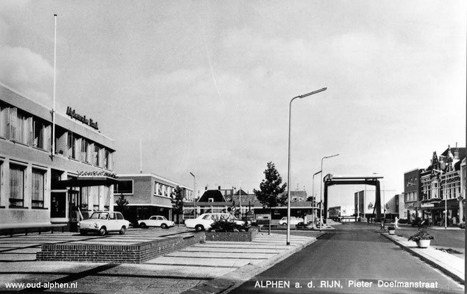 Castellumstraat — Alphen aan den Rijn