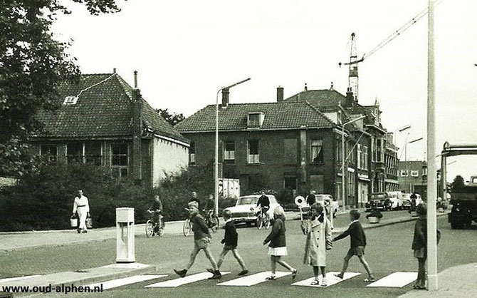 Castellumstraat — Alphen aan den Rijn