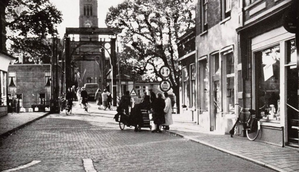Brugstraat — Alphen aan den Rijn
