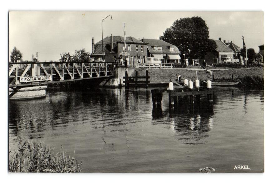 Rijksstraatweg — Arkel
