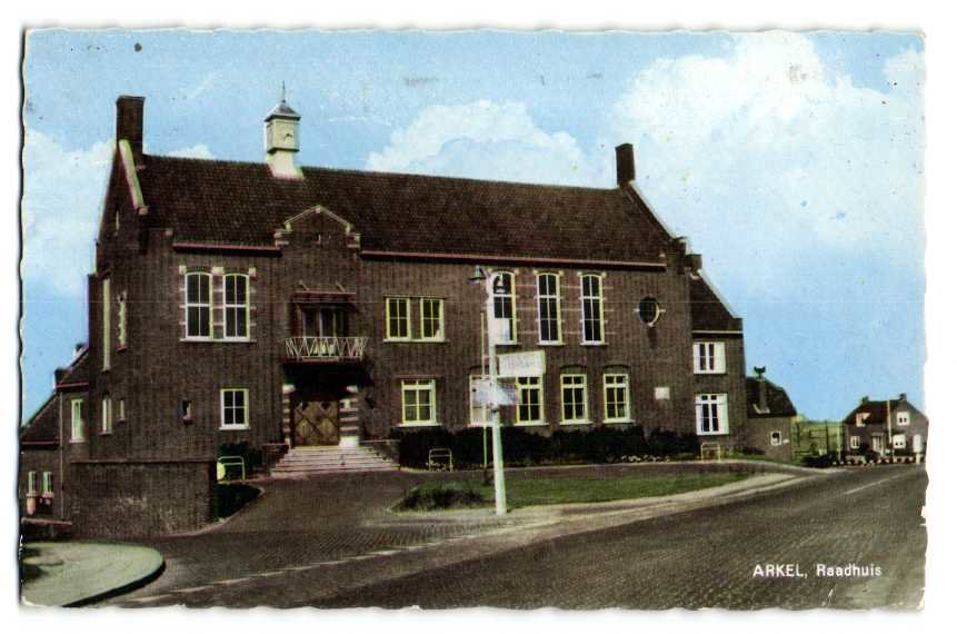 Raadhuis — Arkel