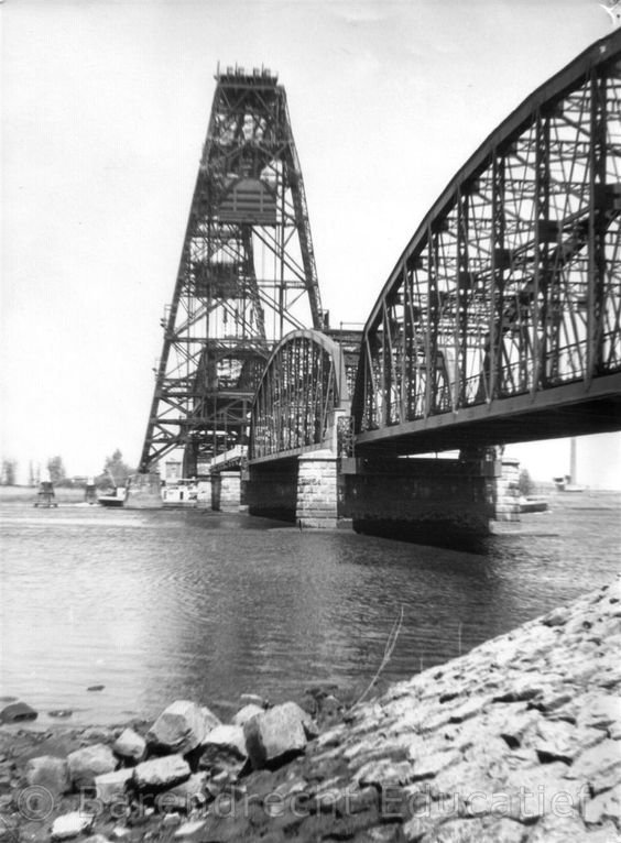 Barendrechtse brug — Barendrecht