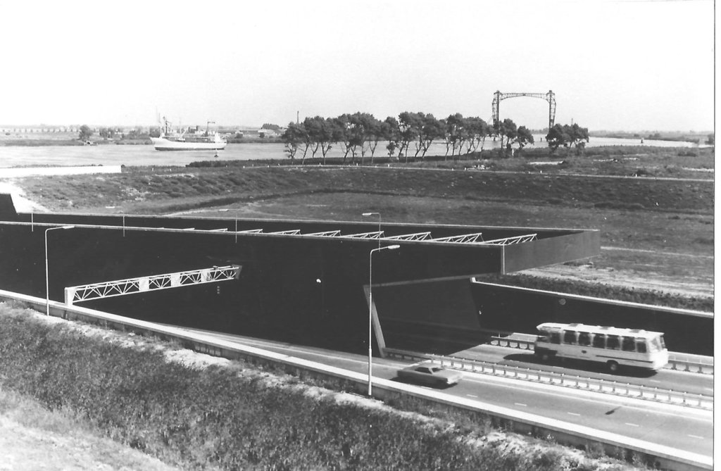 Heinenoordtunnel — Barendrecht