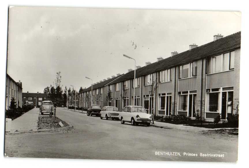 Beatrixstraat — Benthuizen