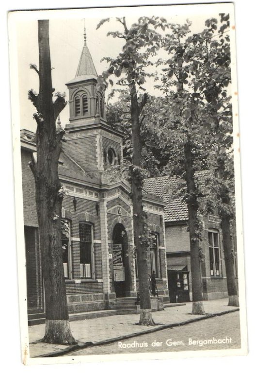 Raadhuisstraat — Bergambacht