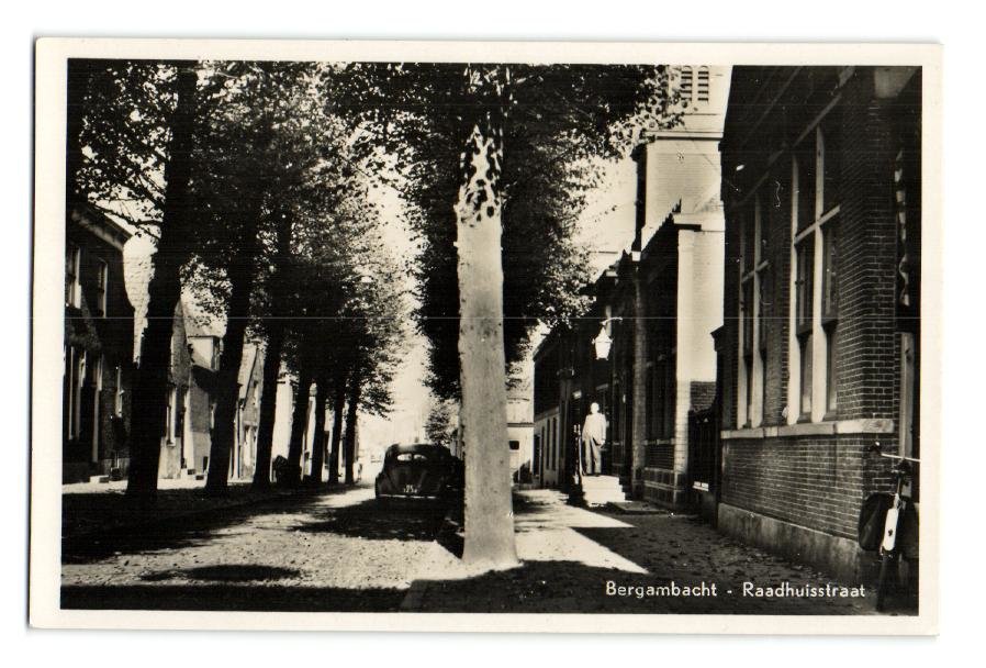 Raadhuisstraat — Bergambacht