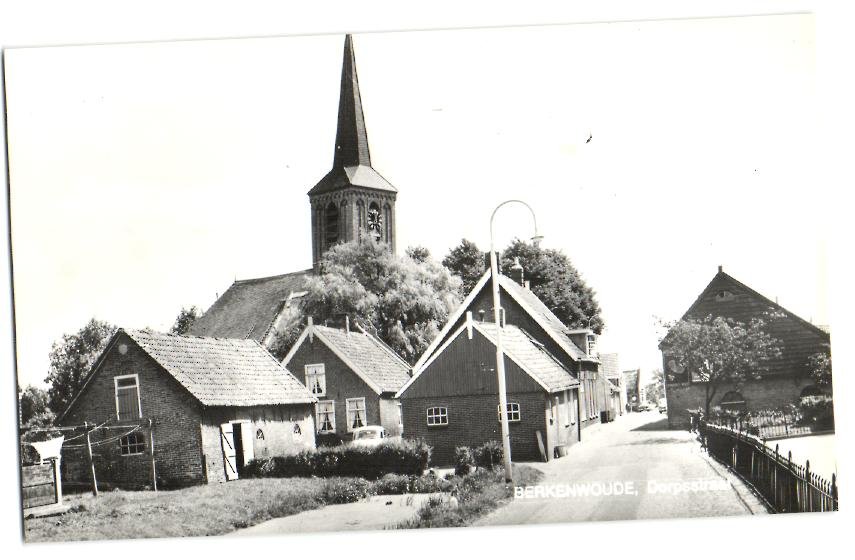 Dorpsstraat — Berkenwoude