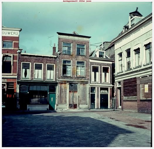 Aardappelmarkt — Dordrecht