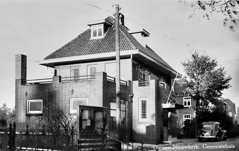 Dorpsstraat — Giessenburg