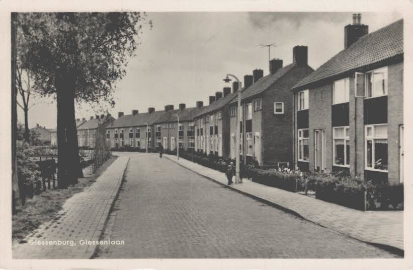 Giessenlaan — Giessenburg