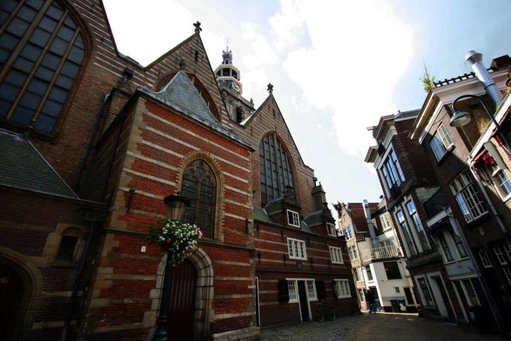 Achter de Kerk — Gouda