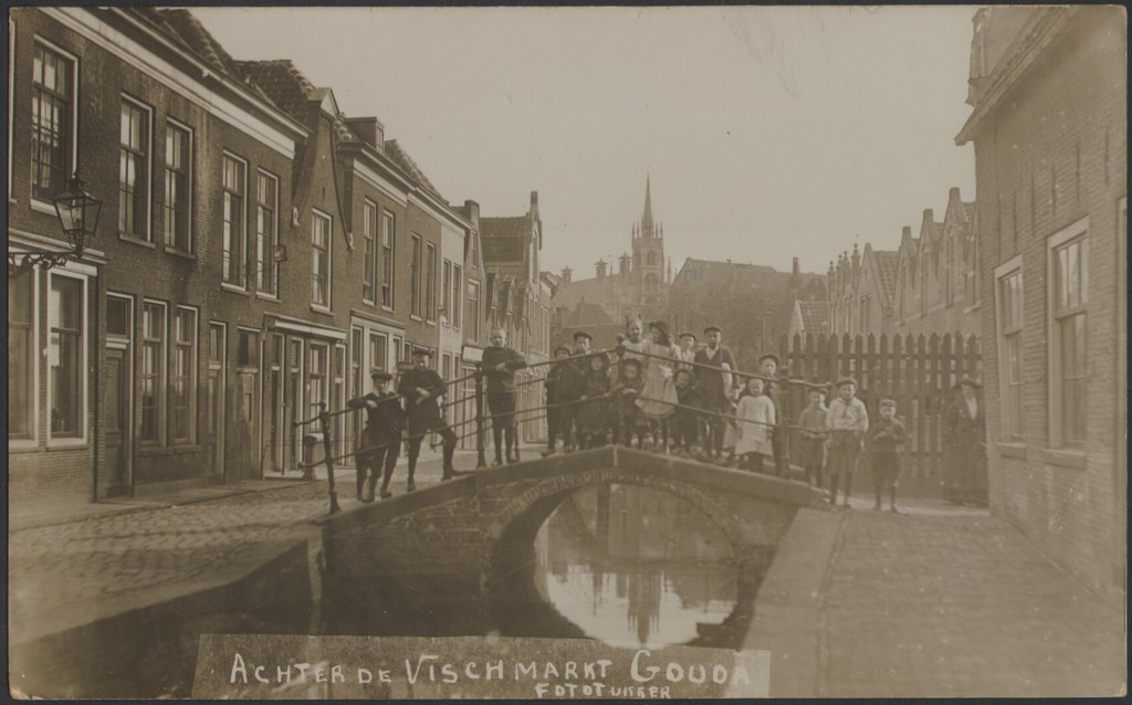 Achter de Vismarkt — Gouda