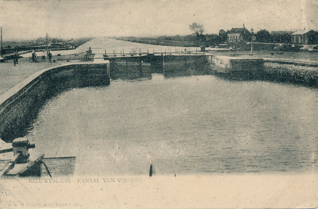 Kanaal door Voorne — Heenvliet