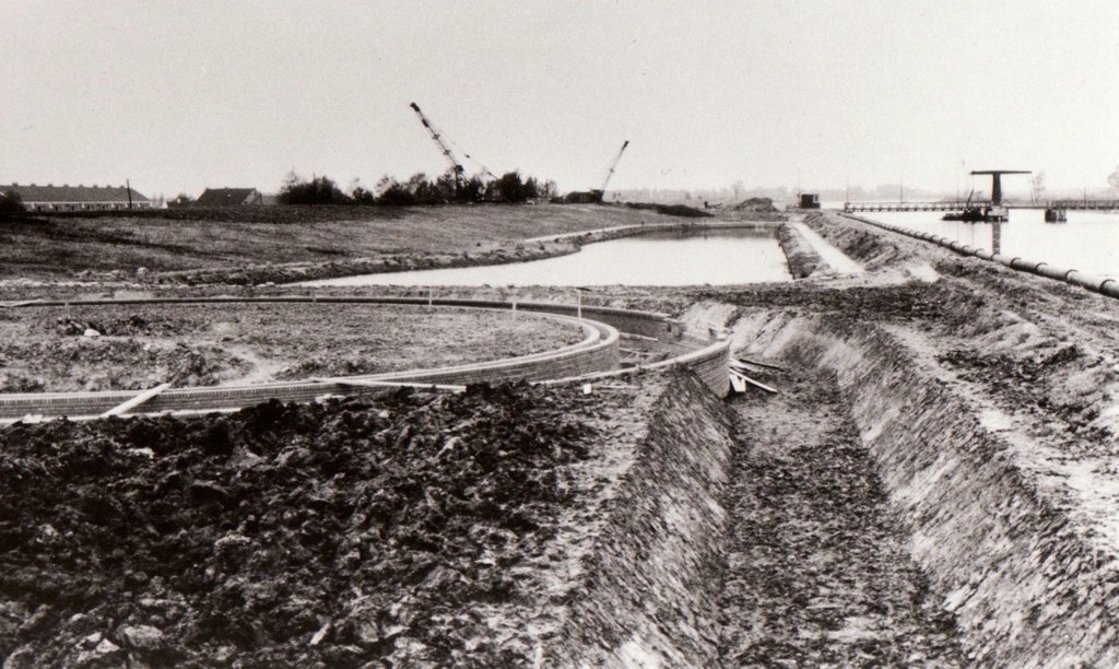 Aan de dijk — Heenvliet