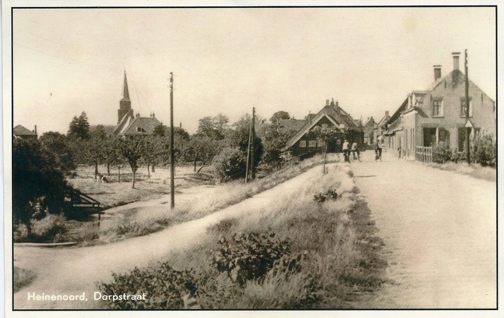 Dorpsstraat — Heinenoord