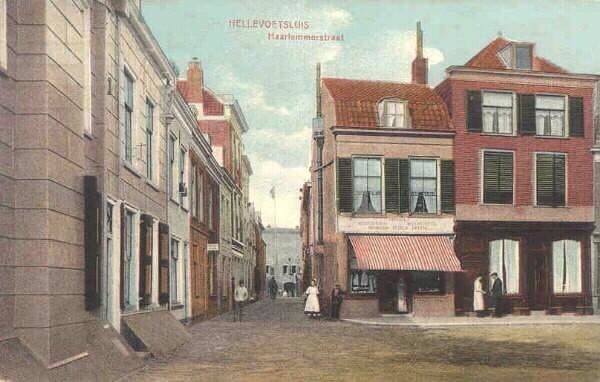 Haarlemmerstraat — Hellevoetsluis