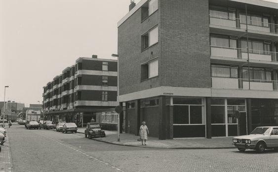 Plaspoelstraat — Leidschendam
