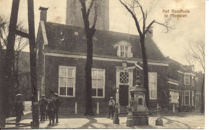Gemeentehuis — Monster