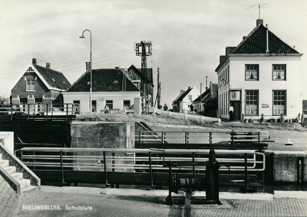 Sluizen — Nieuwesluis