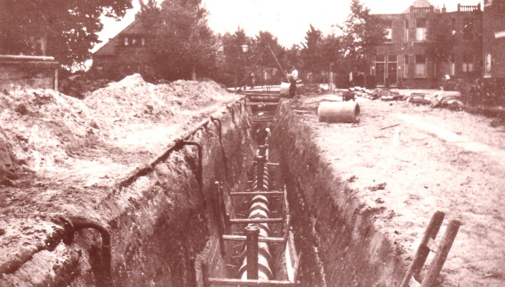 Waldeck Pyrmontlaan — Oegstgeest