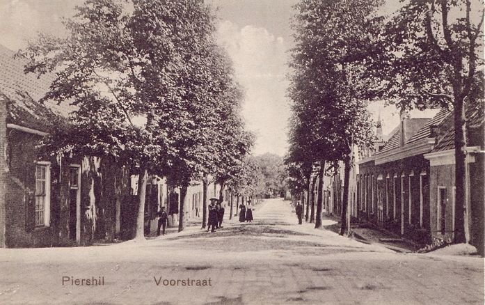 Voorstraat — Piershil