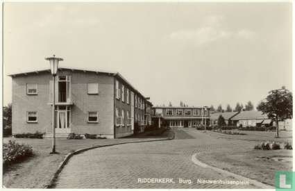 Burg. Nieuwenhuisenplein — Ridderkerk