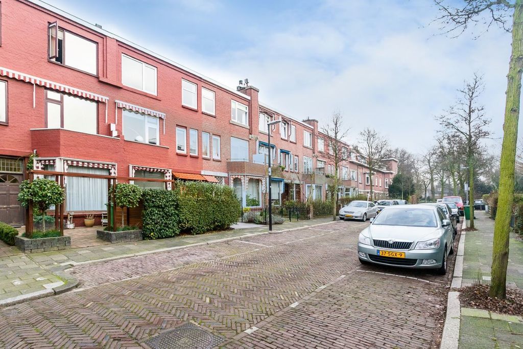 Dahliastraat — Rijswijk