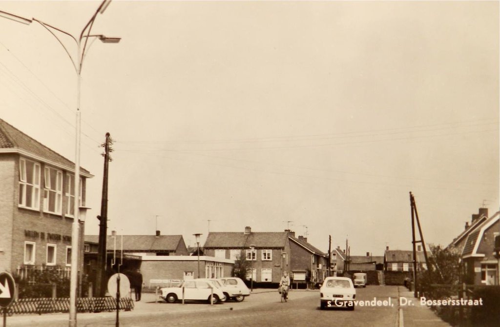 Dr. Bossersstraat — 's-Gravendeel