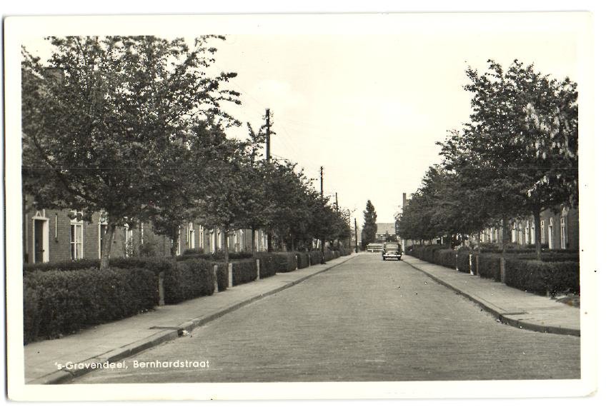 Bernhardstraat — 's-Gravendeel