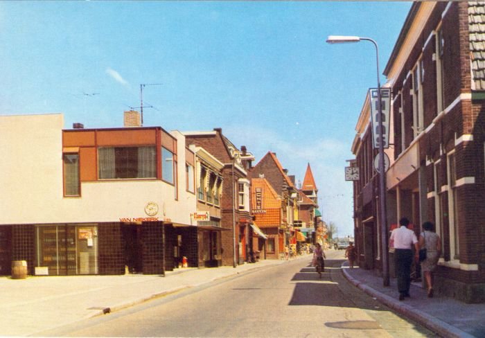 Hoofdstraat — Sassenheim