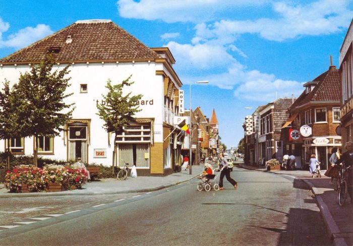 Hoofdstraat — Sassenheim