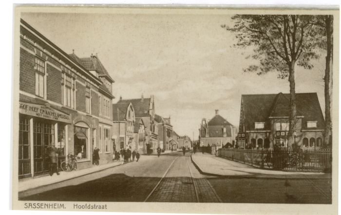 Hoofdstraat — Sassenheim