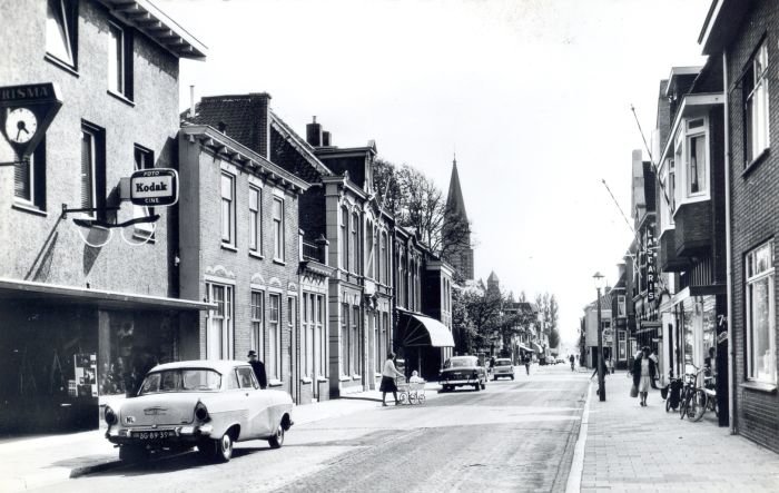 Hoofdstraat — Sassenheim
