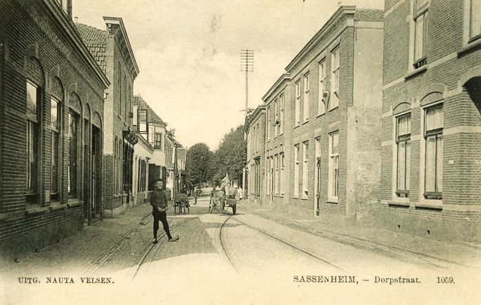 Hoofdstraat — Sassenheim