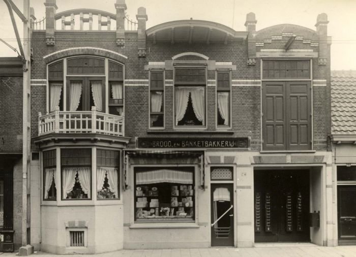 Hoofdstraat — Sassenheim