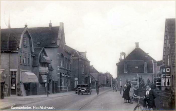 Hoofdstraat — Sassenheim
