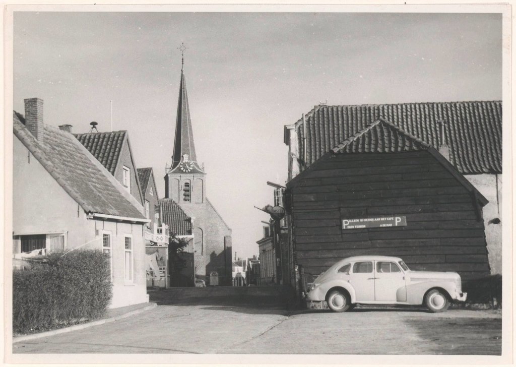 Kerkstraat — Strijen