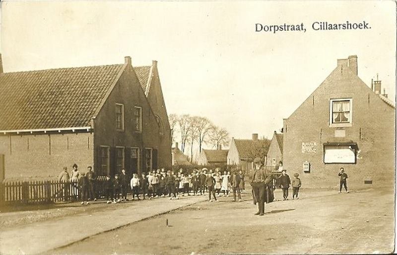 Dorpsstraat — Strijen