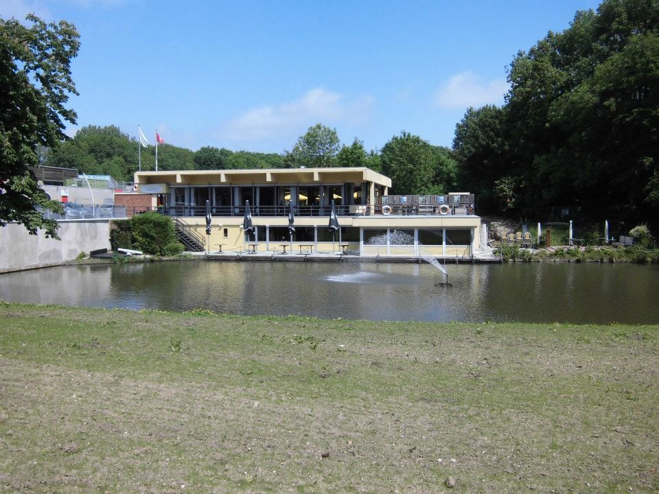 Bijzondere gebouwen — Zwijndrecht