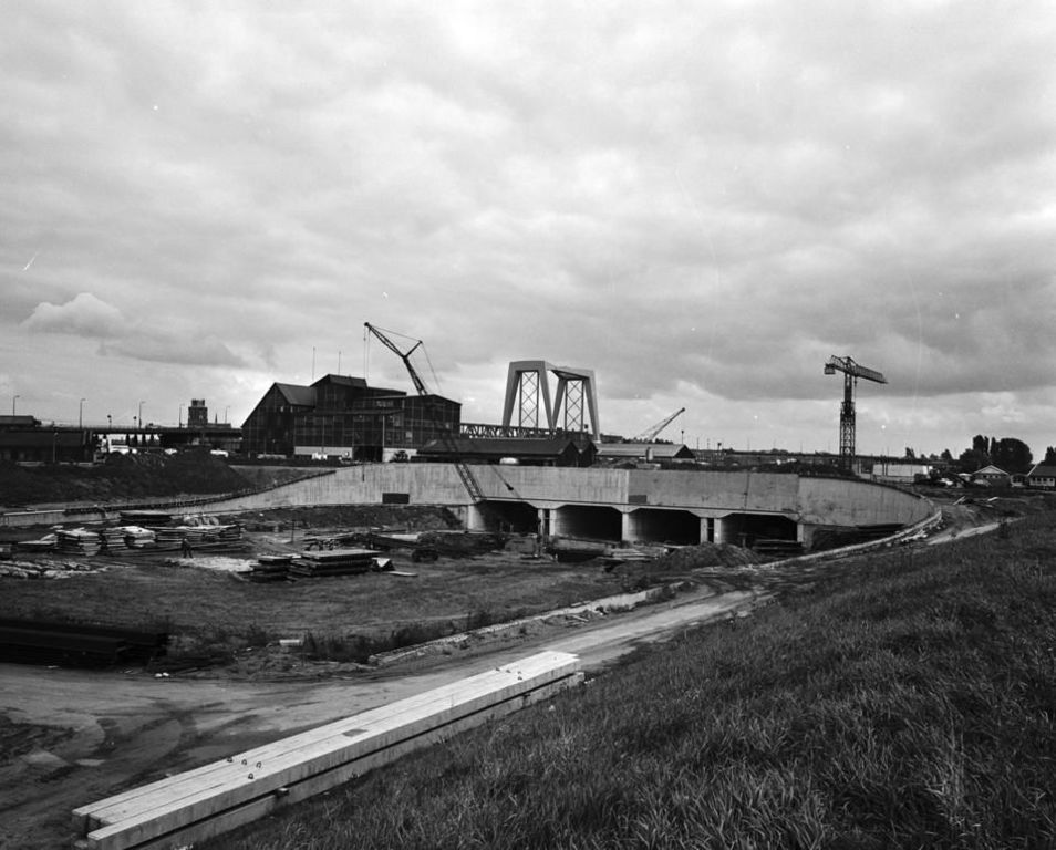 Bruggen — Zwijndrecht
